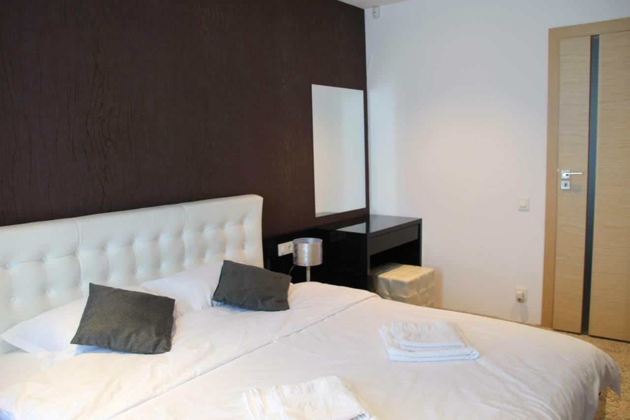 Apartament Luxury Trip Oradea Zewnętrze zdjęcie